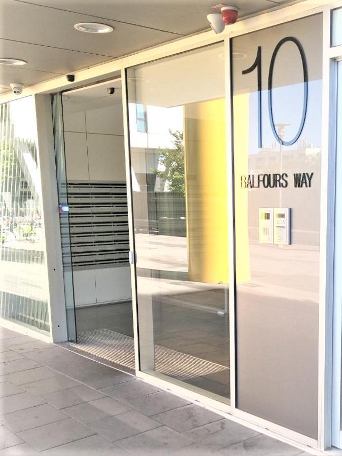 Hi 5 Star Luxury Adelaide City Apartment Екстер'єр фото